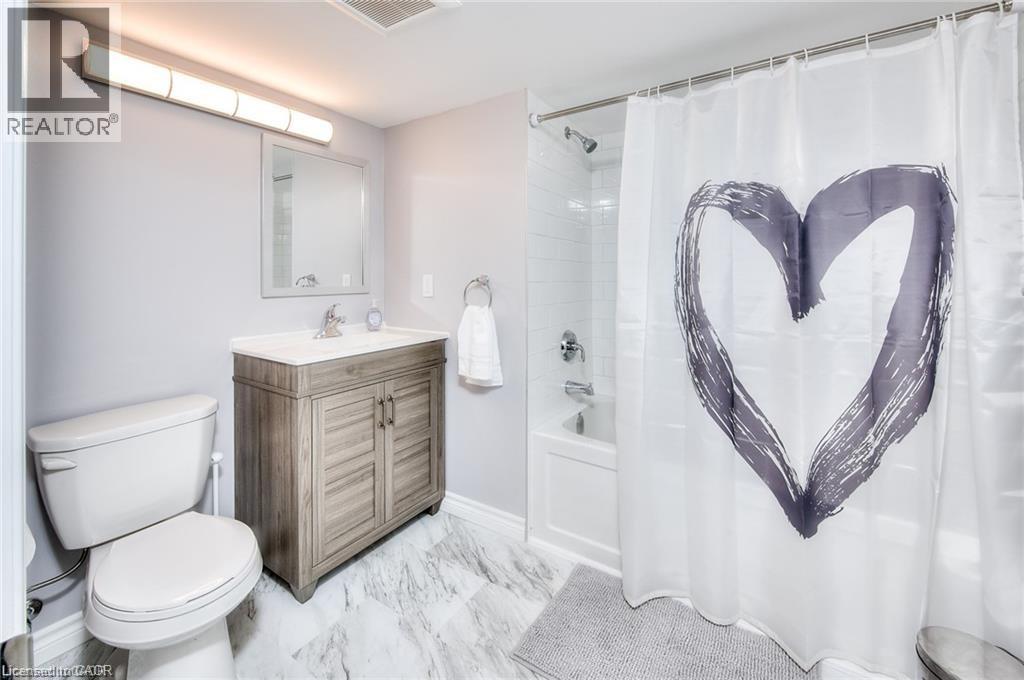 40 Brunswick Avenue Unit# B, Kitchener, Ontario  N2H 4E8 - Photo 11 - 40801017