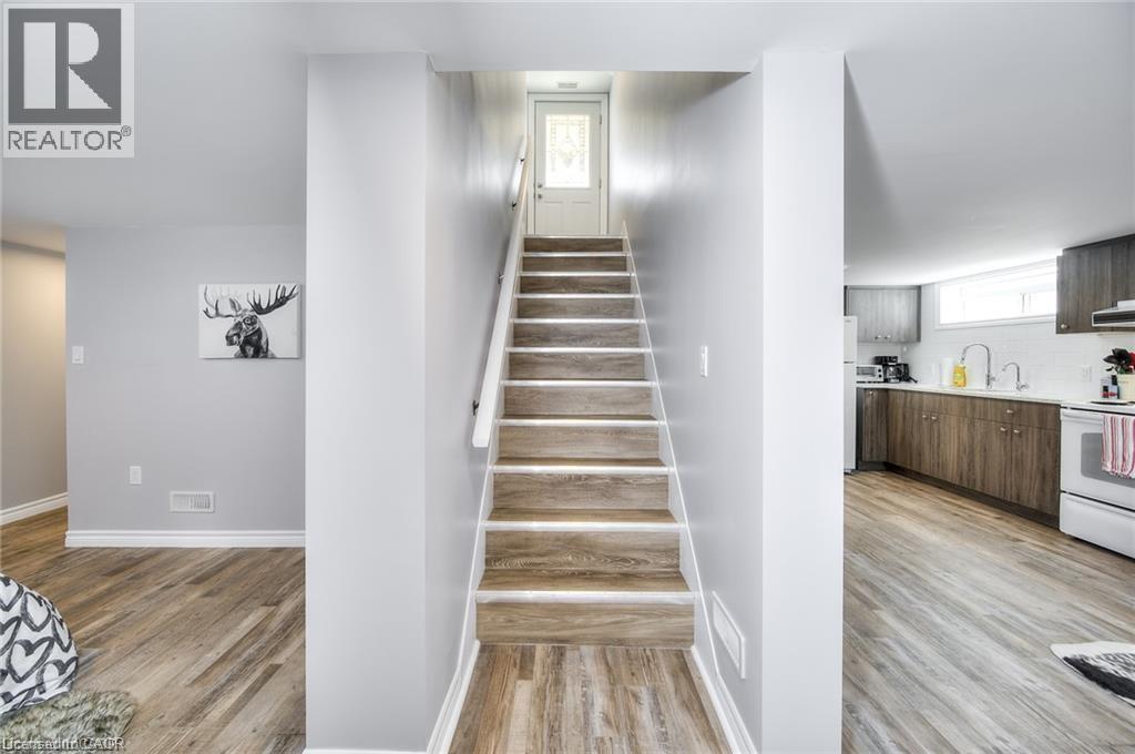 40 Brunswick Avenue Unit# B, Kitchener, Ontario  N2H 4E8 - Photo 4 - 40801017