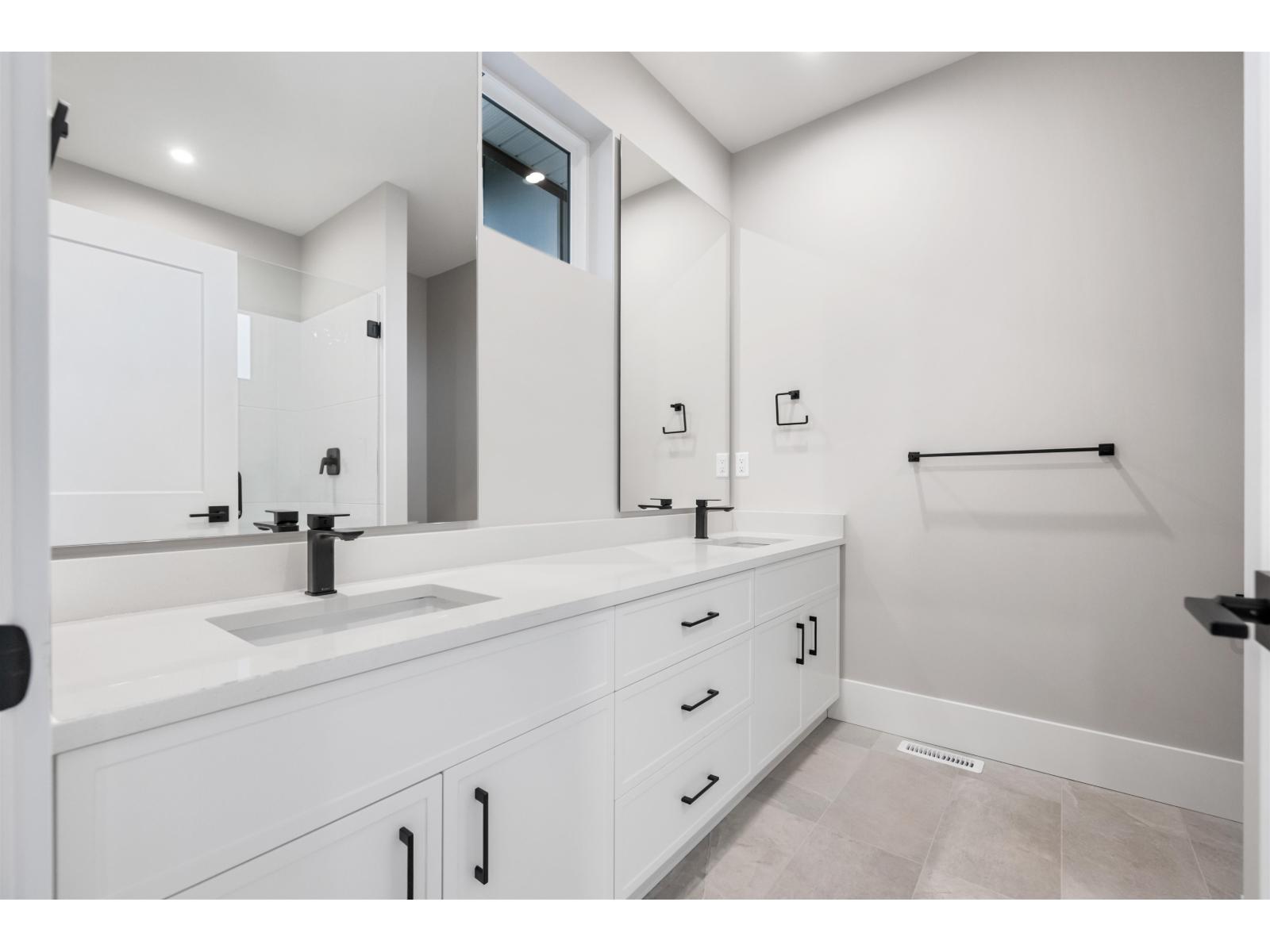 47280 Valerie Place, Little Mountain, Chilliwack, British Columbia  V2P 7W9 - Photo 29 - R3076596