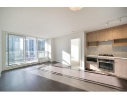 1605 13696 100 AVENUE, Surrey, British Columbia