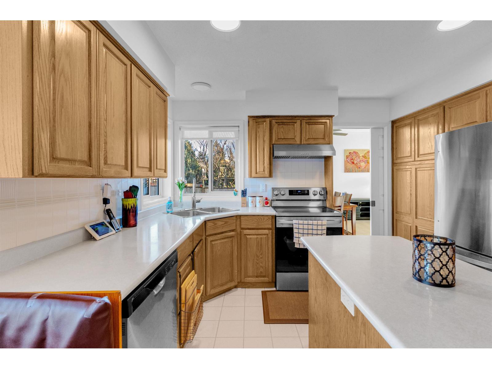 14247 86 Avenue, Surrey, British Columbia  V3W 0S6 - Photo 6 - R3080842