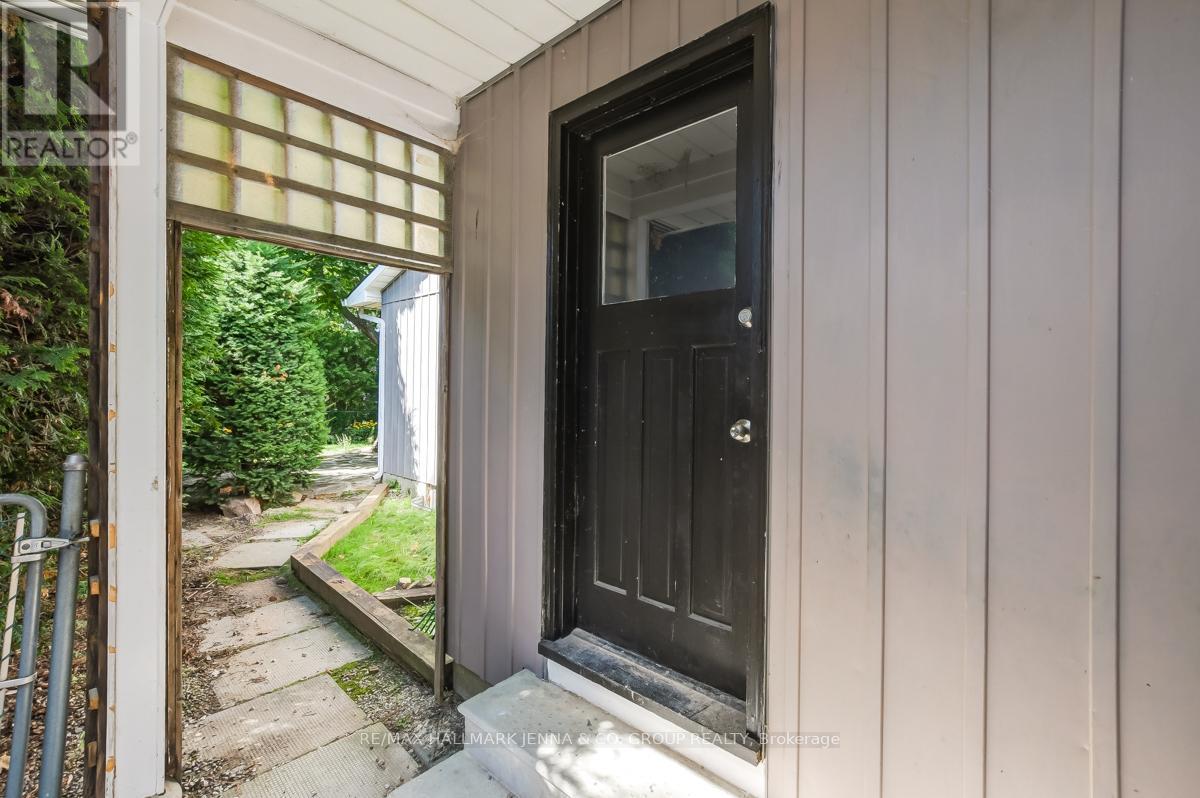 B - 21 St Remy Drive, Ottawa, Ontario K2J 1A7 - Photo 2 - X12730824