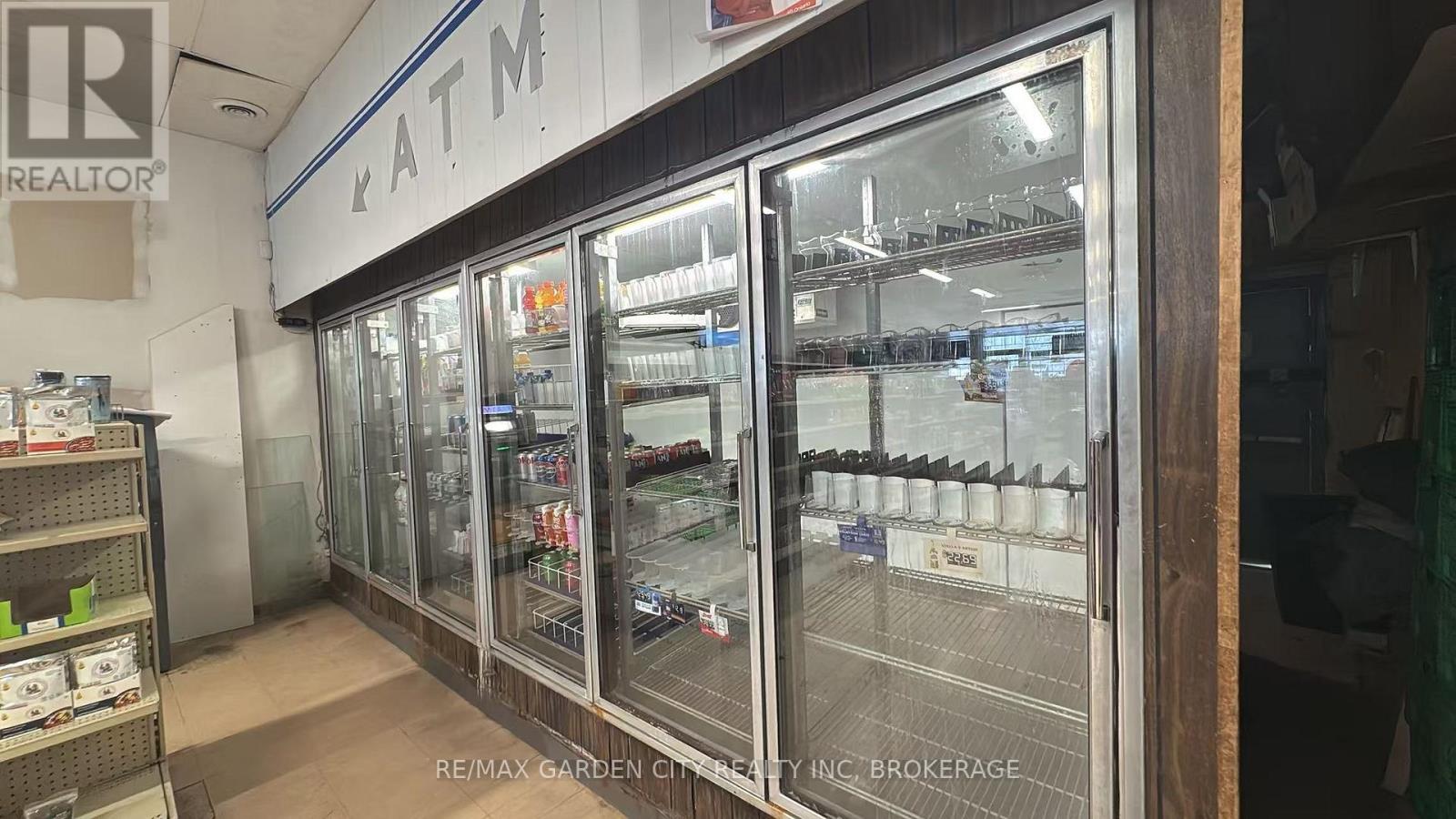 6 - 216-224 Glenridge Avenue, St. Catharines, Ontario  L2T 3J9 - Photo 12 - X12730880