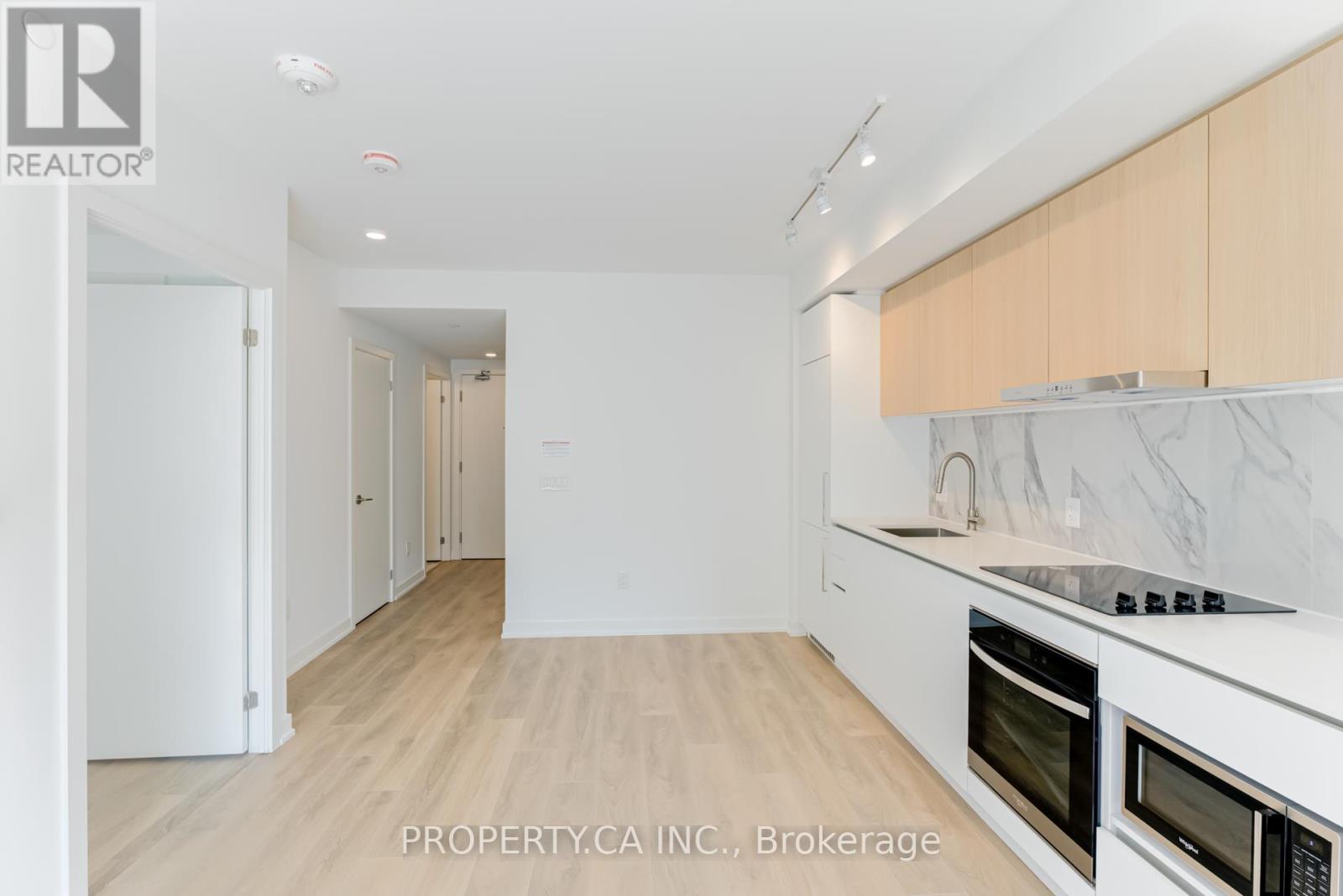 210 - 1100 Sheppard Avenue W, Toronto, Ontario  M3J 0H1 - Photo 11 - W12584508