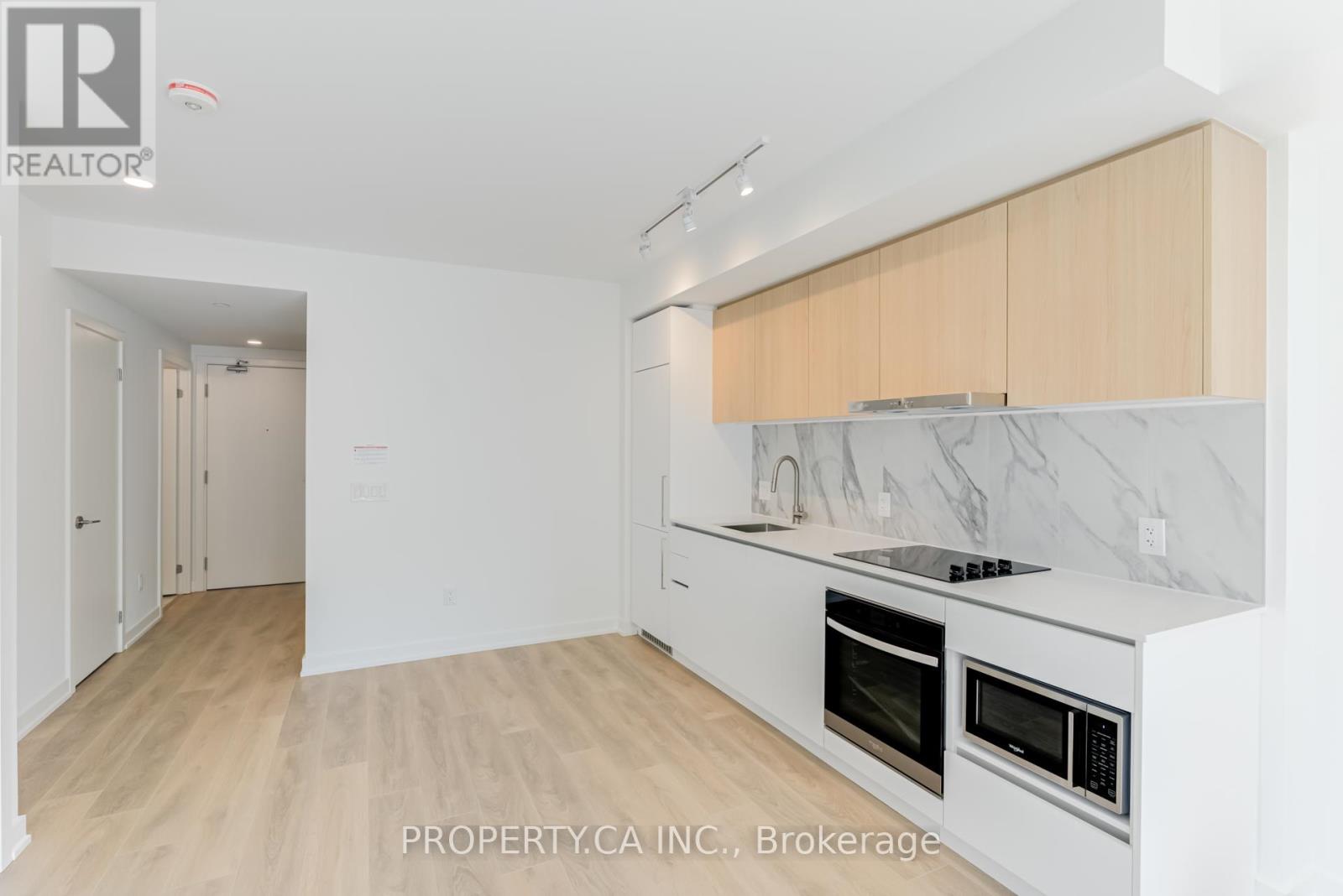210 - 1100 Sheppard Avenue W, Toronto, Ontario  M3J 0H1 - Photo 13 - W12584508