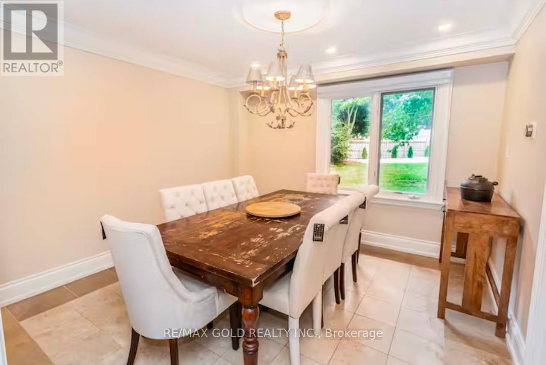 Upper - 1749 Wembury Road, Mississauga, Ontario  L5J 4G4 - Photo 7 - W12684750