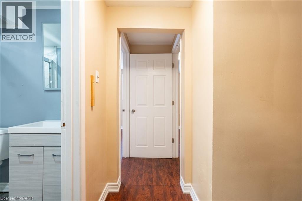 249 West 5th Street Unit# Upper, Hamilton, Ontario  L9C 3N8 - Photo 10 - 40800736