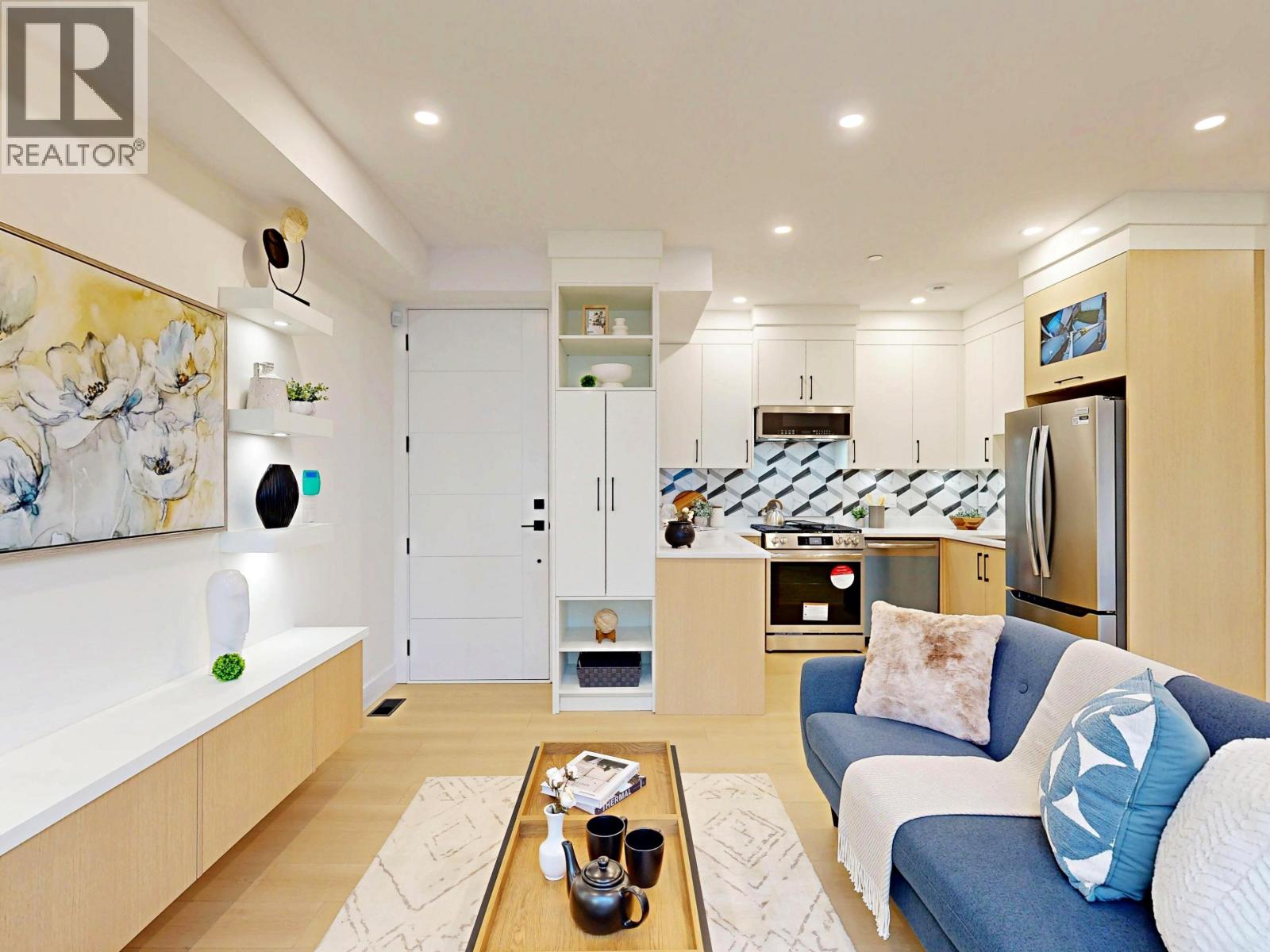 2 3425 Archimedes Street, Vancouver, British Columbia  V5R 4W4 - Photo 6 - R3083249