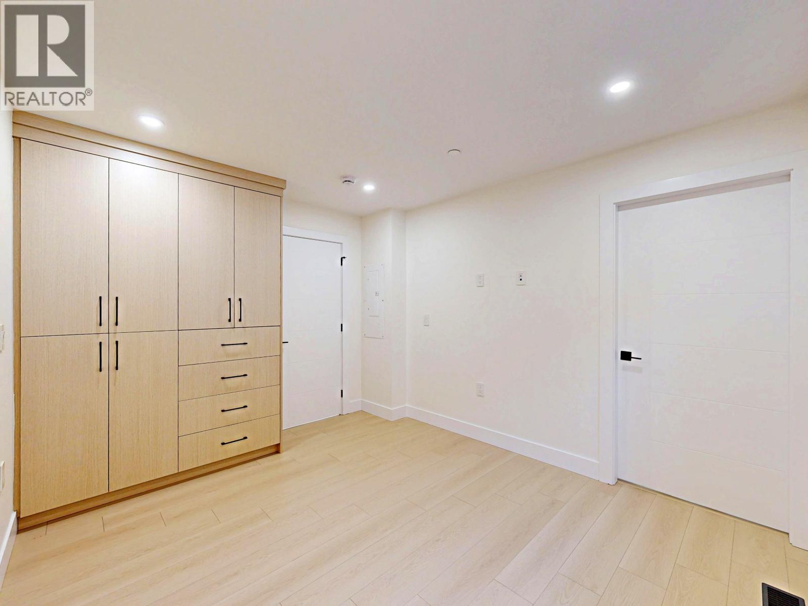 2 3425 Archimedes Street, Vancouver, British Columbia  V5R 4W4 - Photo 27 - R3083249