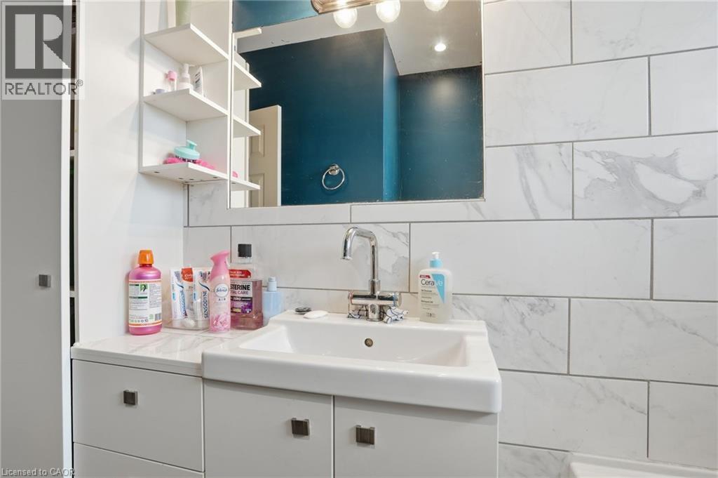 2 Vera Street, St. Catharines, Ontario  L2S 1C4 - Photo 11 - 40800938