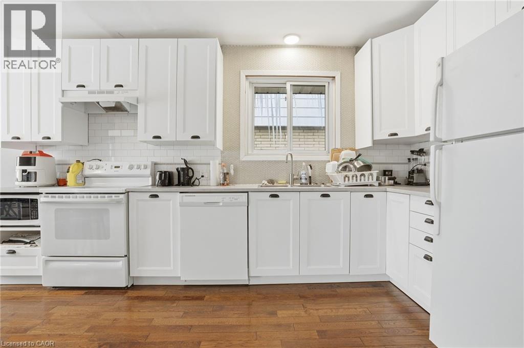 2 Vera Street, St. Catharines, Ontario  L2S 1C4 - Photo 6 - 40800938