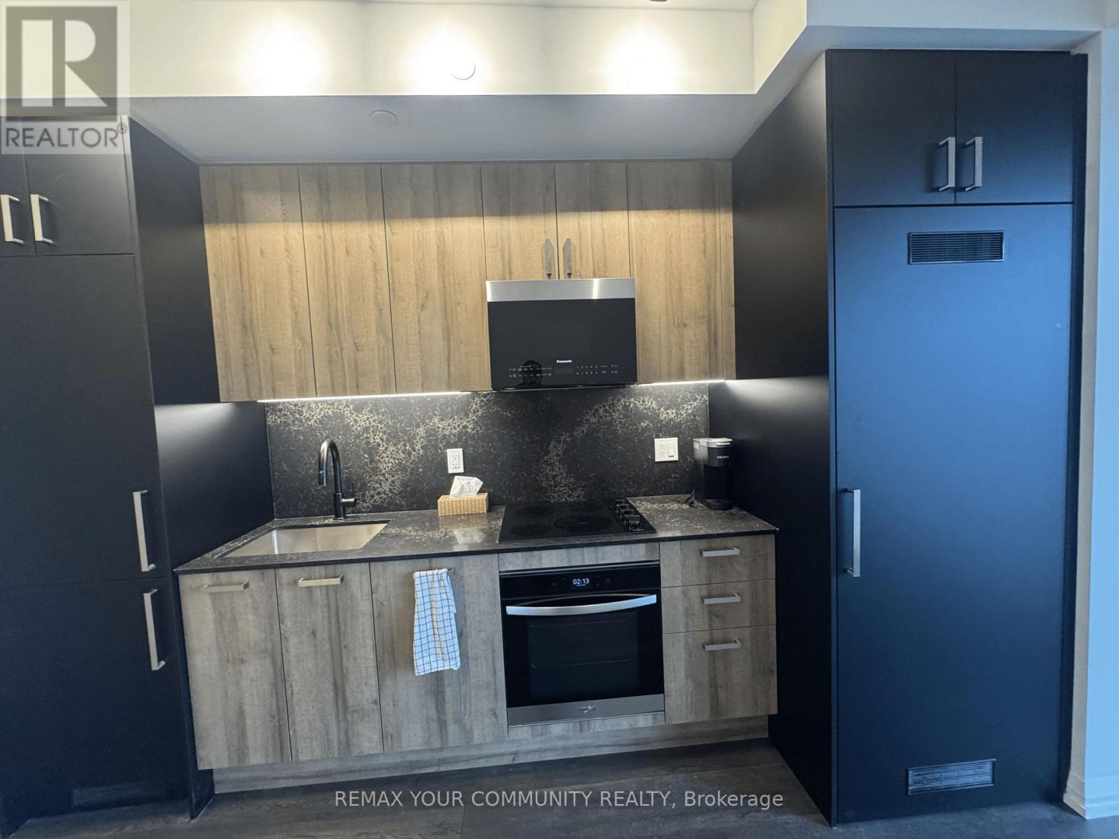 1201 - 280 Dundas Street W, Toronto, Ontario  M5T 1G2 - Photo 4 - C12730762