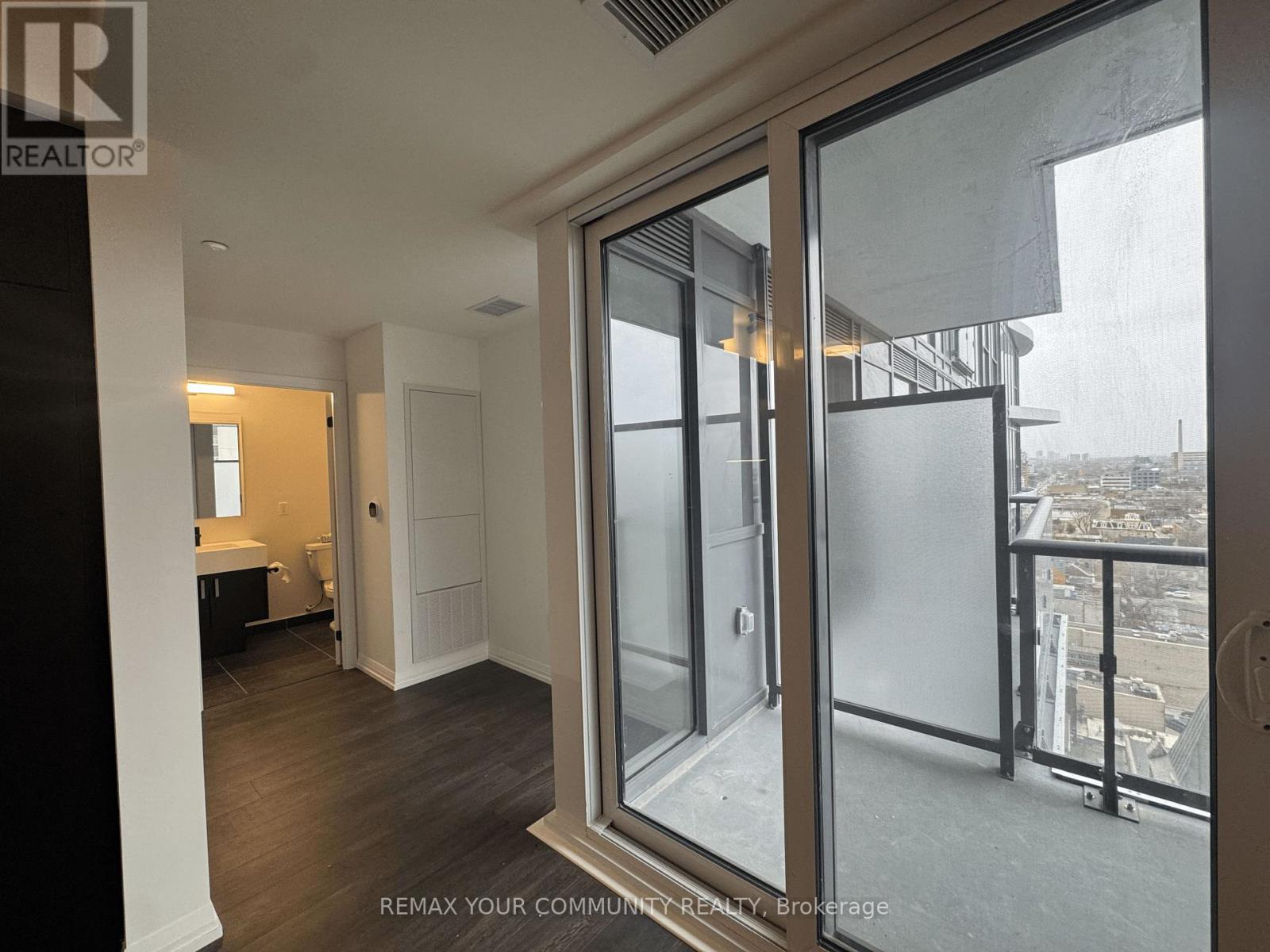 1201 - 280 Dundas Street W, Toronto, Ontario  M5T 1G2 - Photo 6 - C12730762