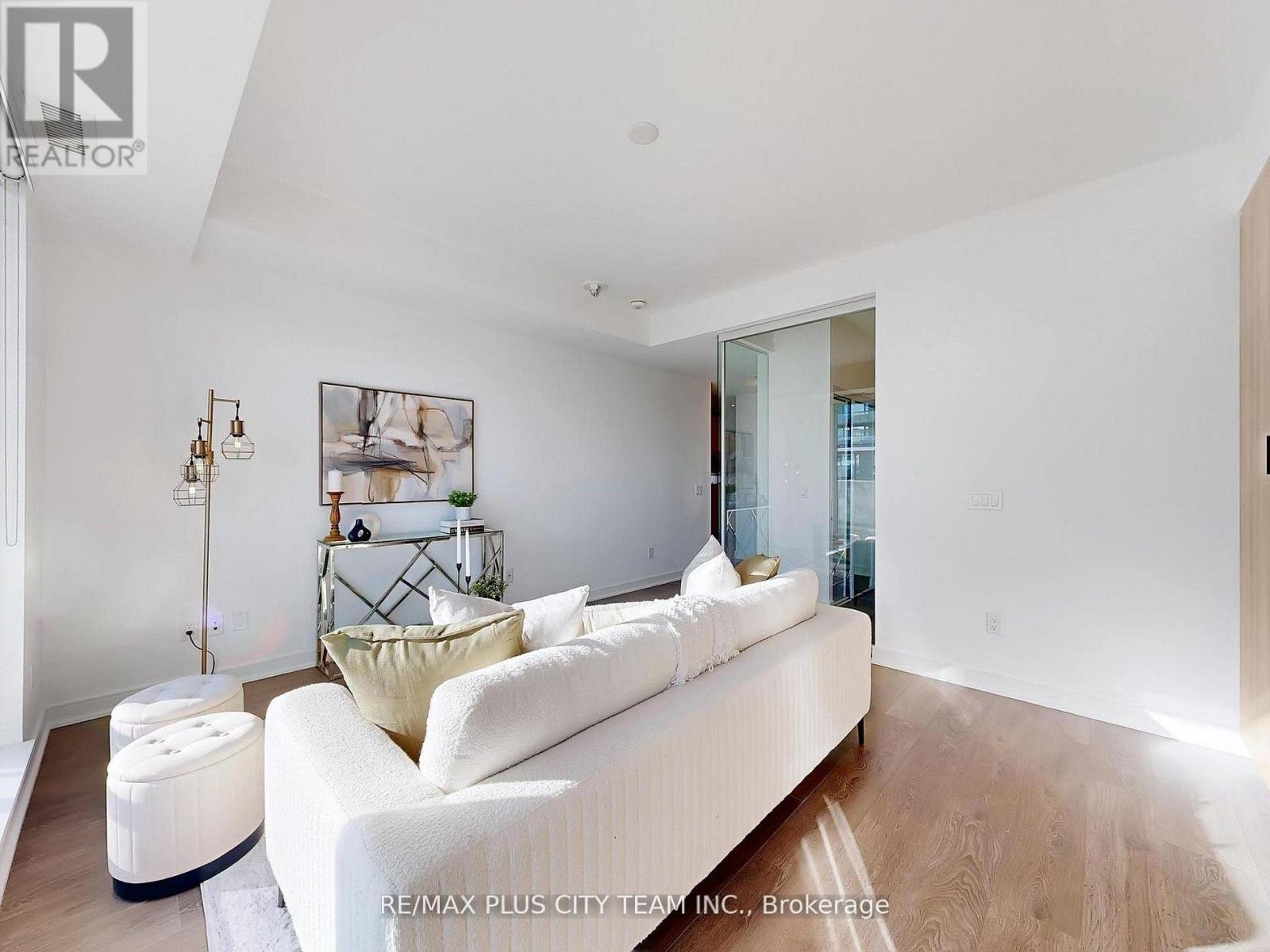 804 - 60 Tannery Road, Toronto, Ontario  M5A 0S8 - Photo 6 - C12730772