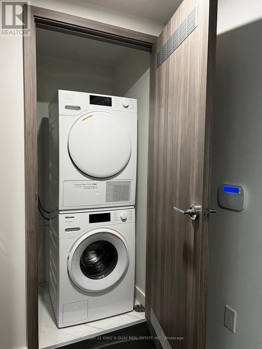 806 - 1 Concord Cityplace Way, Toronto, Ontario  M5V 0X3 - Photo 11 - C12730846