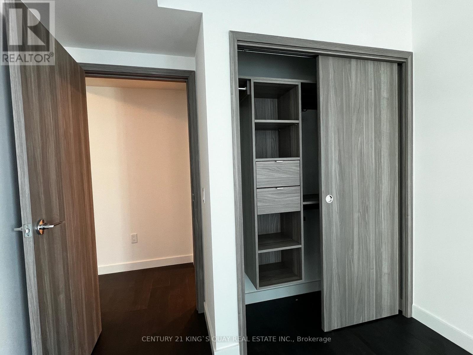 806 - 1 Concord Cityplace Way, Toronto, Ontario  M5V 0X3 - Photo 6 - C12730846