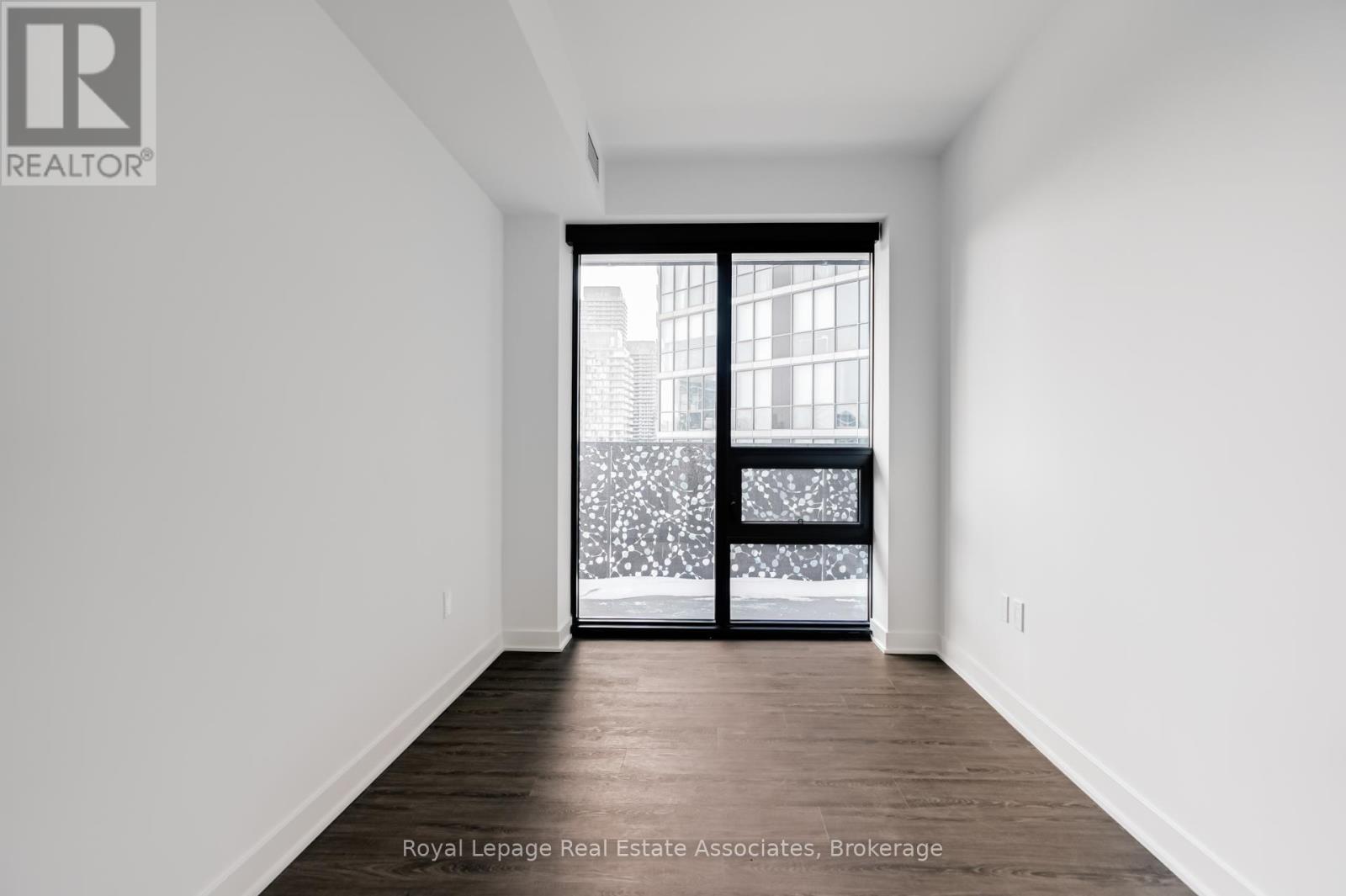 2206 - 55 Charles Street E, Toronto, Ontario  M5S 2W9 - Photo 11 - C12730884