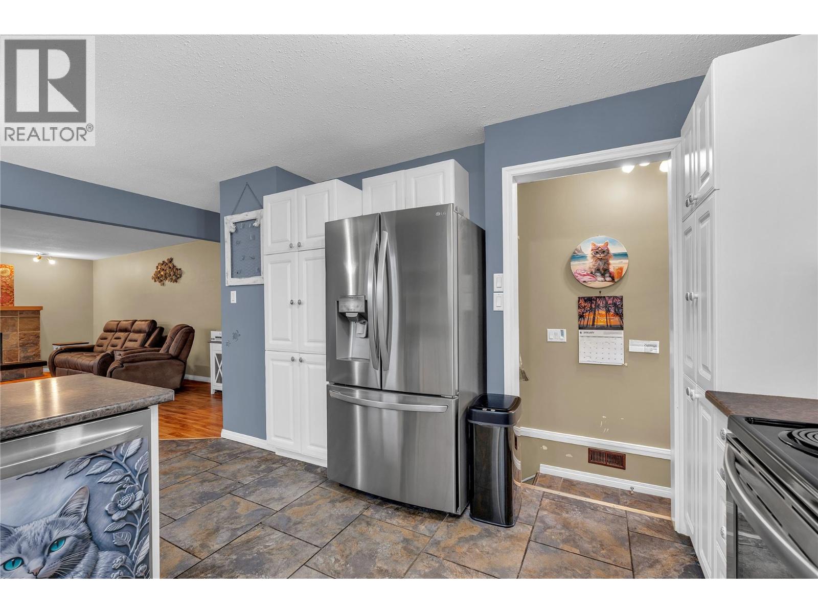 110 Hastings Place, Penticton, British Columbia  V2A 2W1 - Photo 9 - 10373887