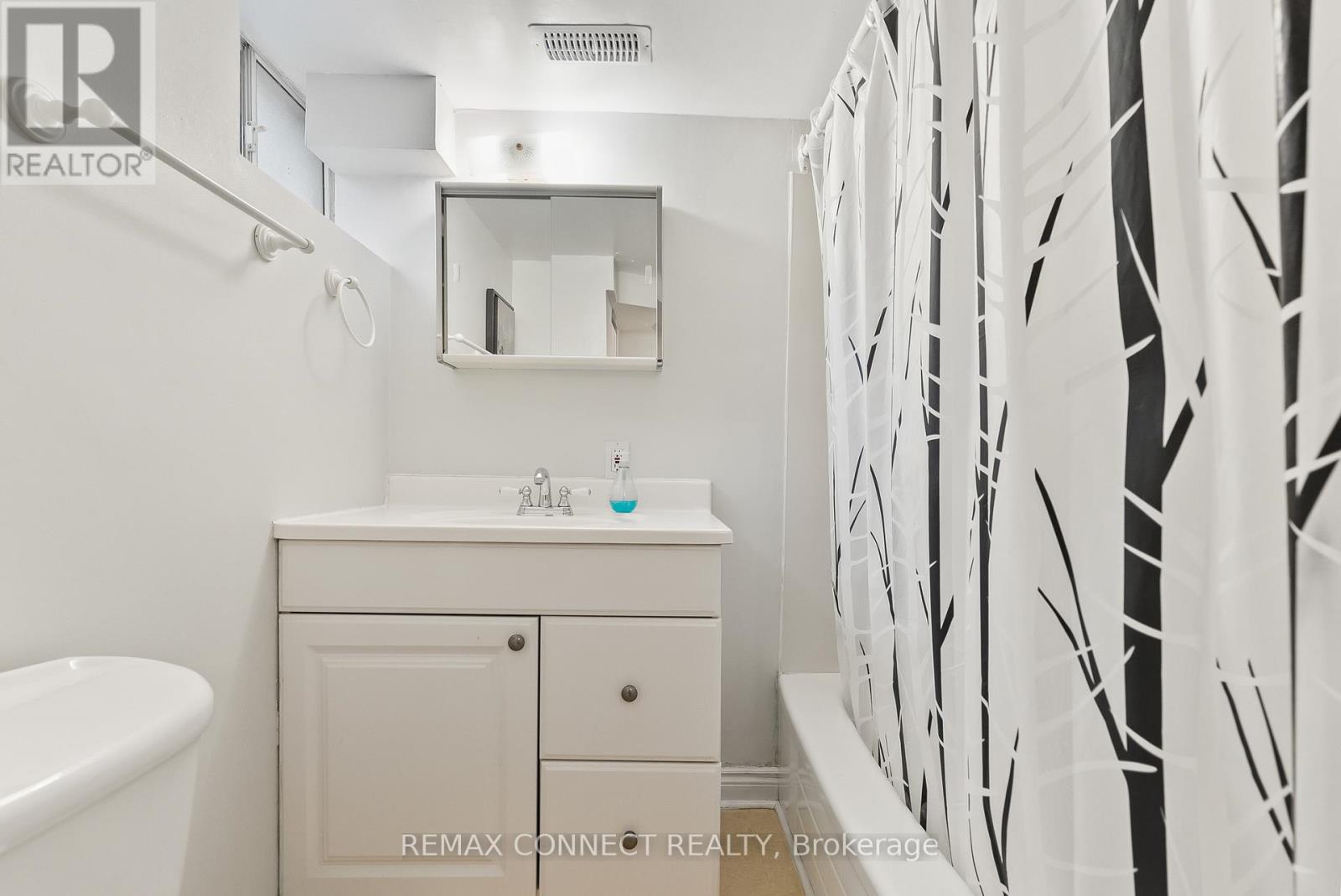 124 Burcher Road, Ajax, Ontario  L1S 2R4 - Photo 11 - E12730784