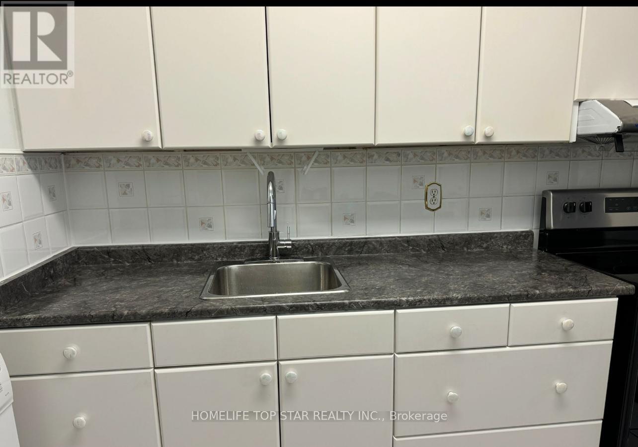 1806 - 5 Massey Square, Toronto, Ontario  M4C 5L6 - Photo 10 - E12730796