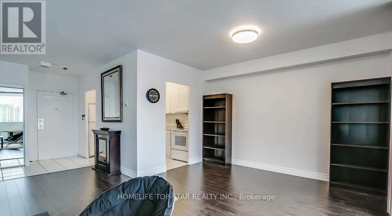 1806 - 5 Massey Square, Toronto, Ontario  M4C 5L6 - Photo 8 - E12730796