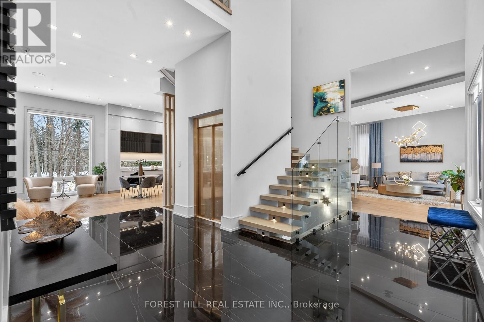 8 Elspeth Place, Markham, Ontario  L3T 1C4 - Photo 3 - N12730748