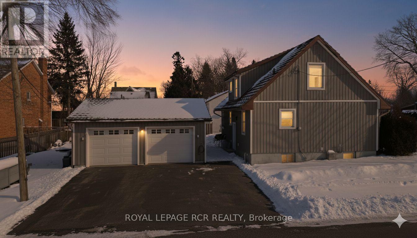 6 Sullivan Drive, New Tecumseth (Tottenham), Ontario  L0G 1W0 - Photo 2 - N12730802