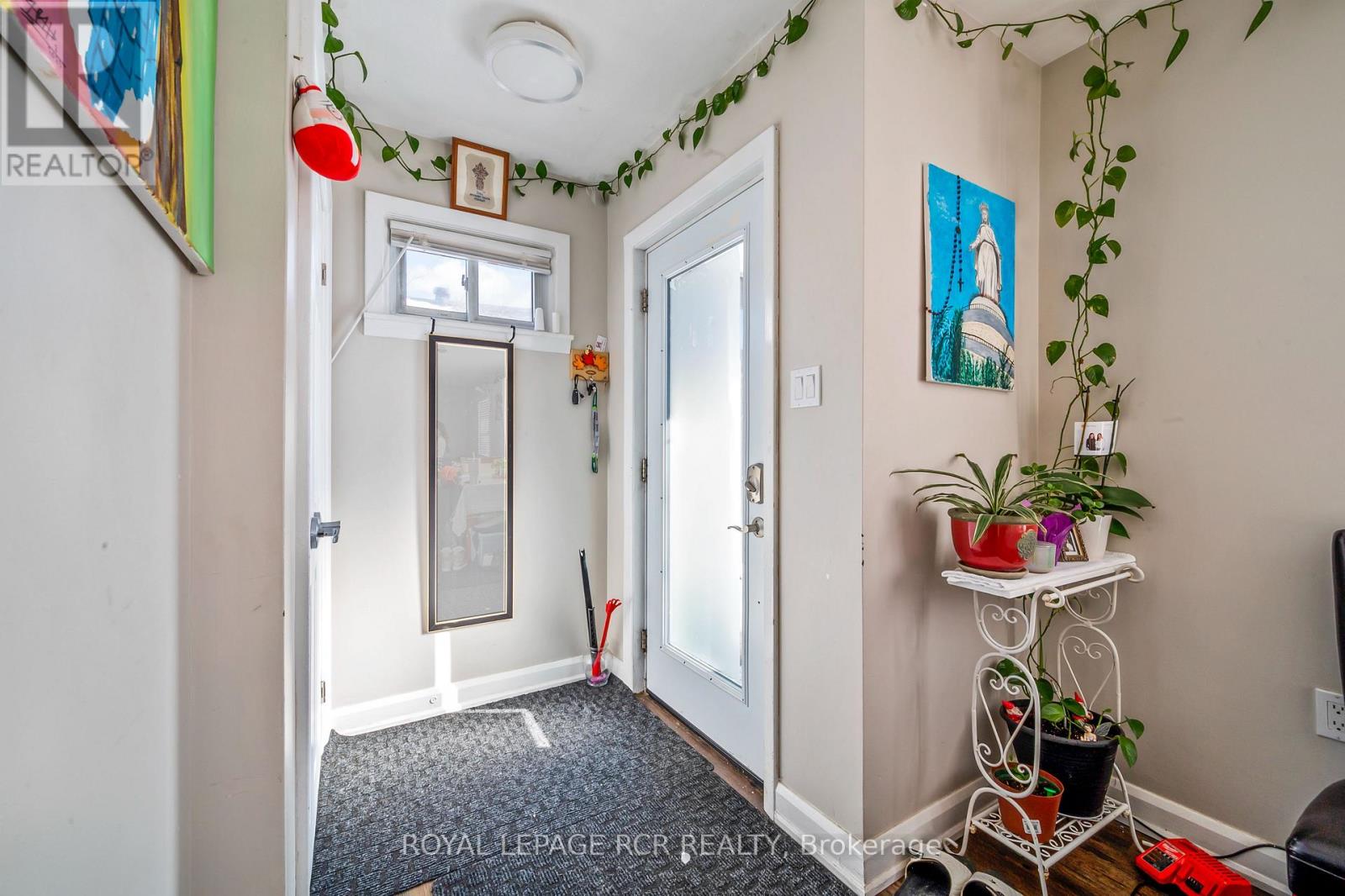 6 Sullivan Drive, New Tecumseth (Tottenham), Ontario  L0G 1W0 - Photo 3 - N12730802