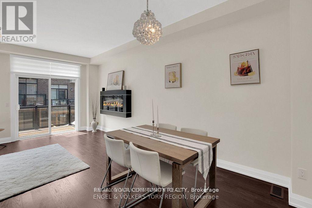 29 Nardini Lane N, Richmond Hill, Ontario  L4C 1C2 - Photo 15 - N12730852