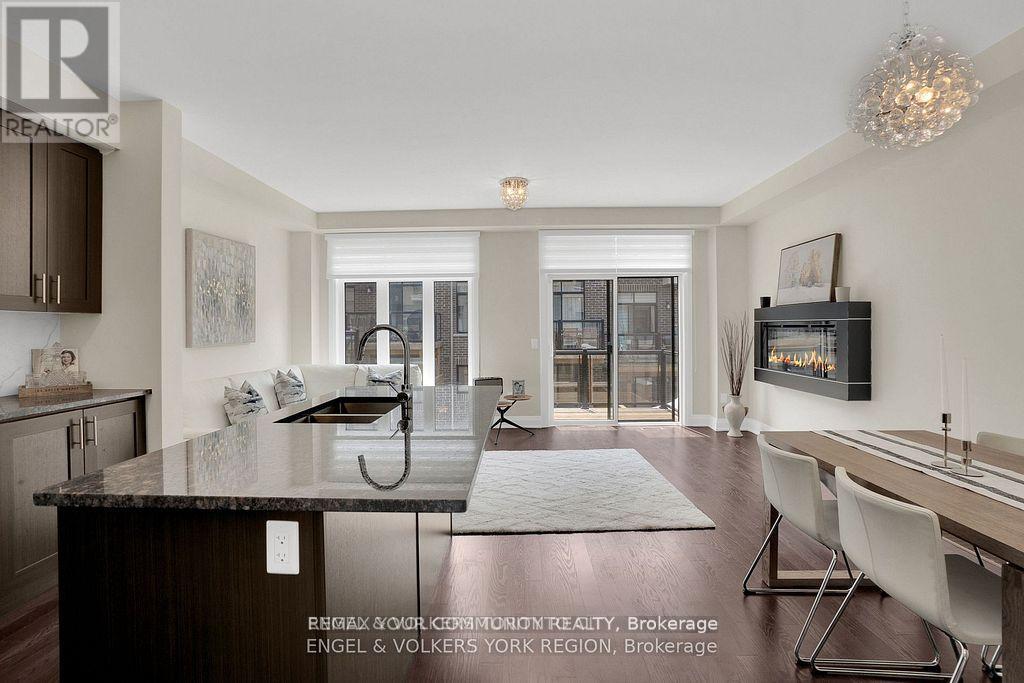 29 Nardini Lane N, Richmond Hill, Ontario  L4C 1C2 - Photo 18 - N12730852