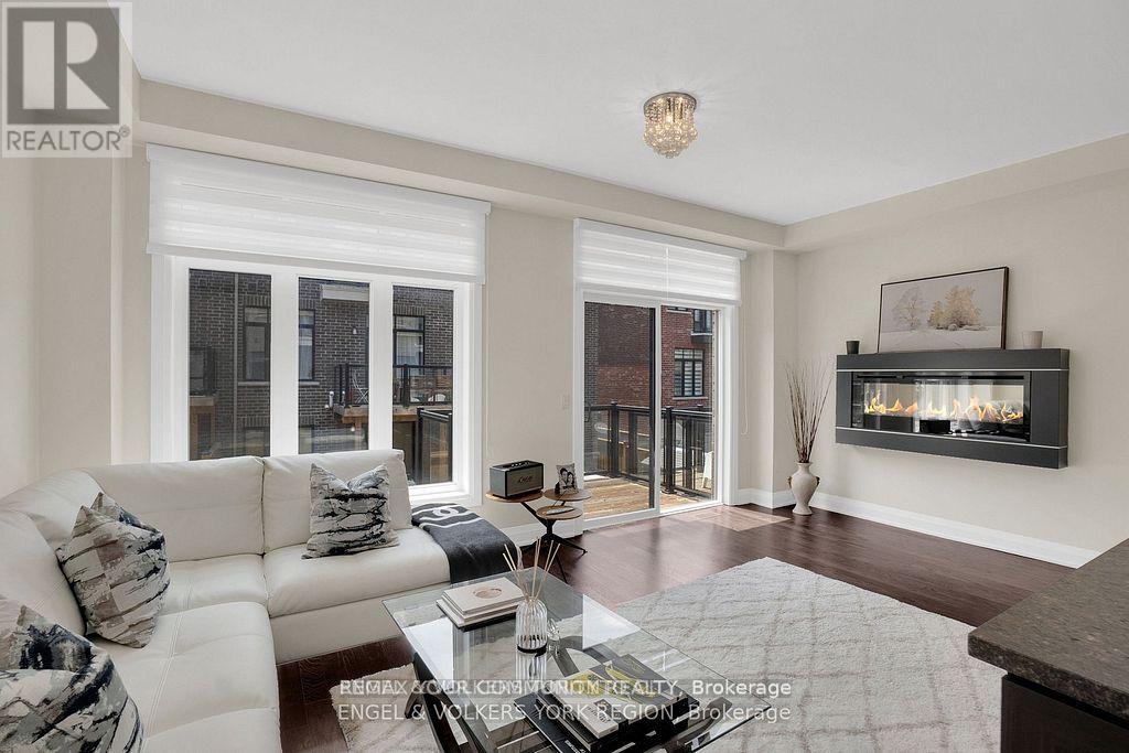 29 Nardini Lane N, Richmond Hill, Ontario  L4C 1C2 - Photo 23 - N12730852