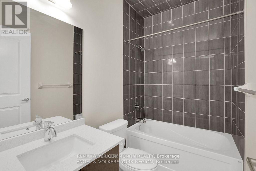 29 Nardini Lane N, Richmond Hill, Ontario  L4C 1C2 - Photo 35 - N12730852