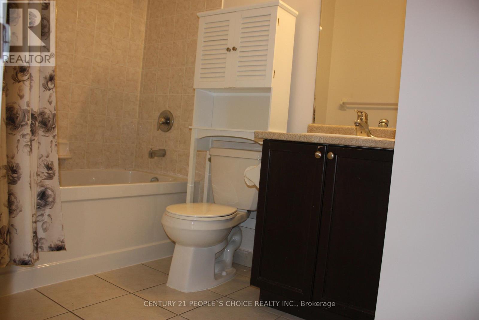 305 - 339 Rathburn Road W, Mississauga, Ontario  L5B 0K6 - Photo 19 - W12730740