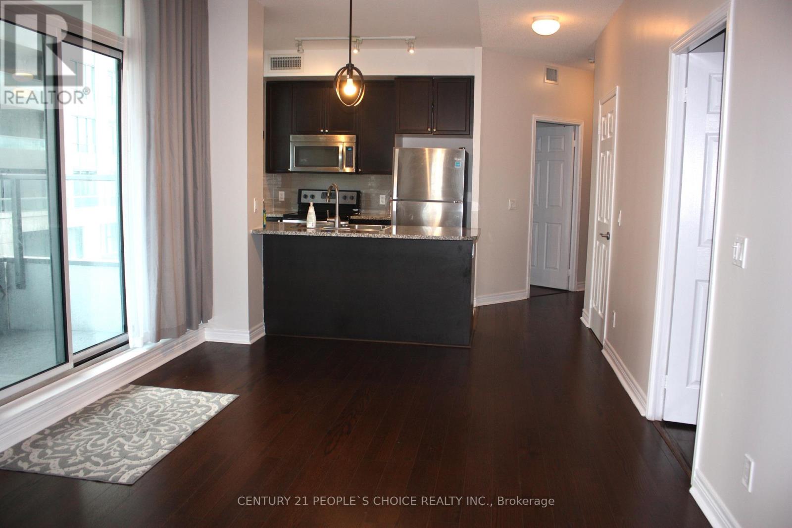 305 - 339 Rathburn Road W, Mississauga, Ontario  L5B 0K6 - Photo 6 - W12730740