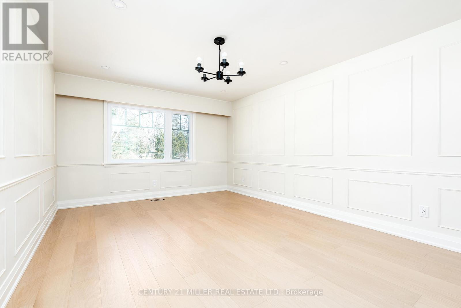 134 Abbey Court, Oakville, Ontario  L6J 4L1 - Photo 19 - W12730744