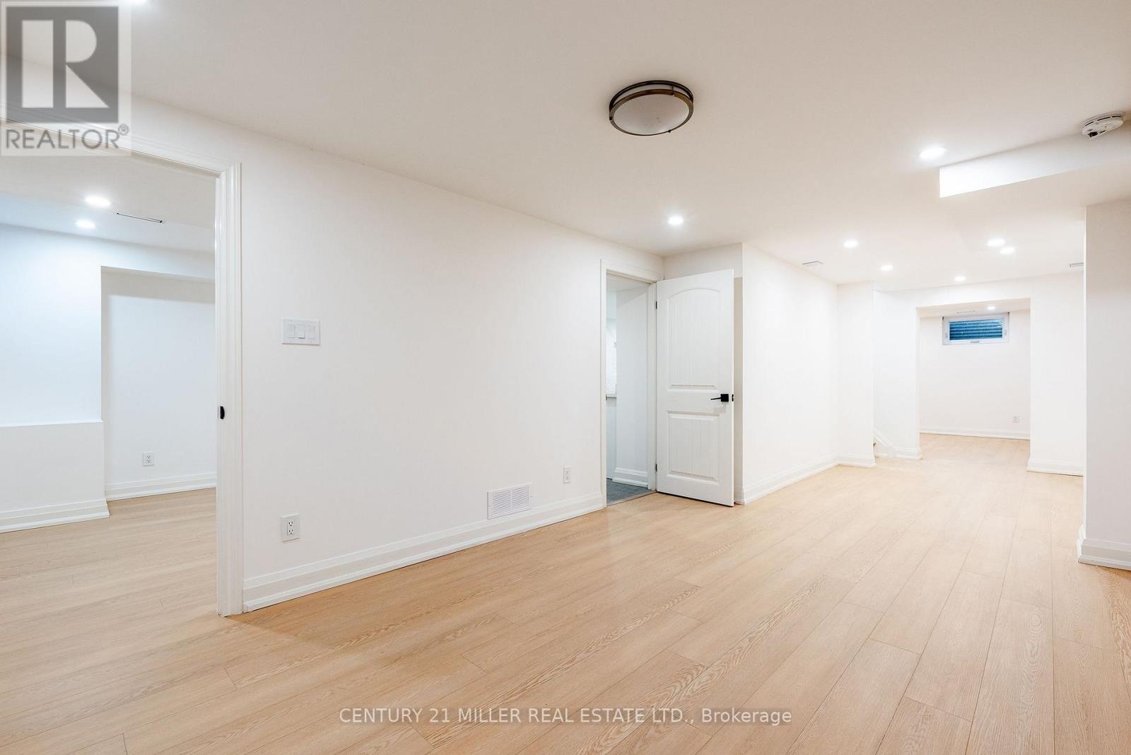 134 Abbey Court, Oakville, Ontario  L6J 4L1 - Photo 30 - W12730744