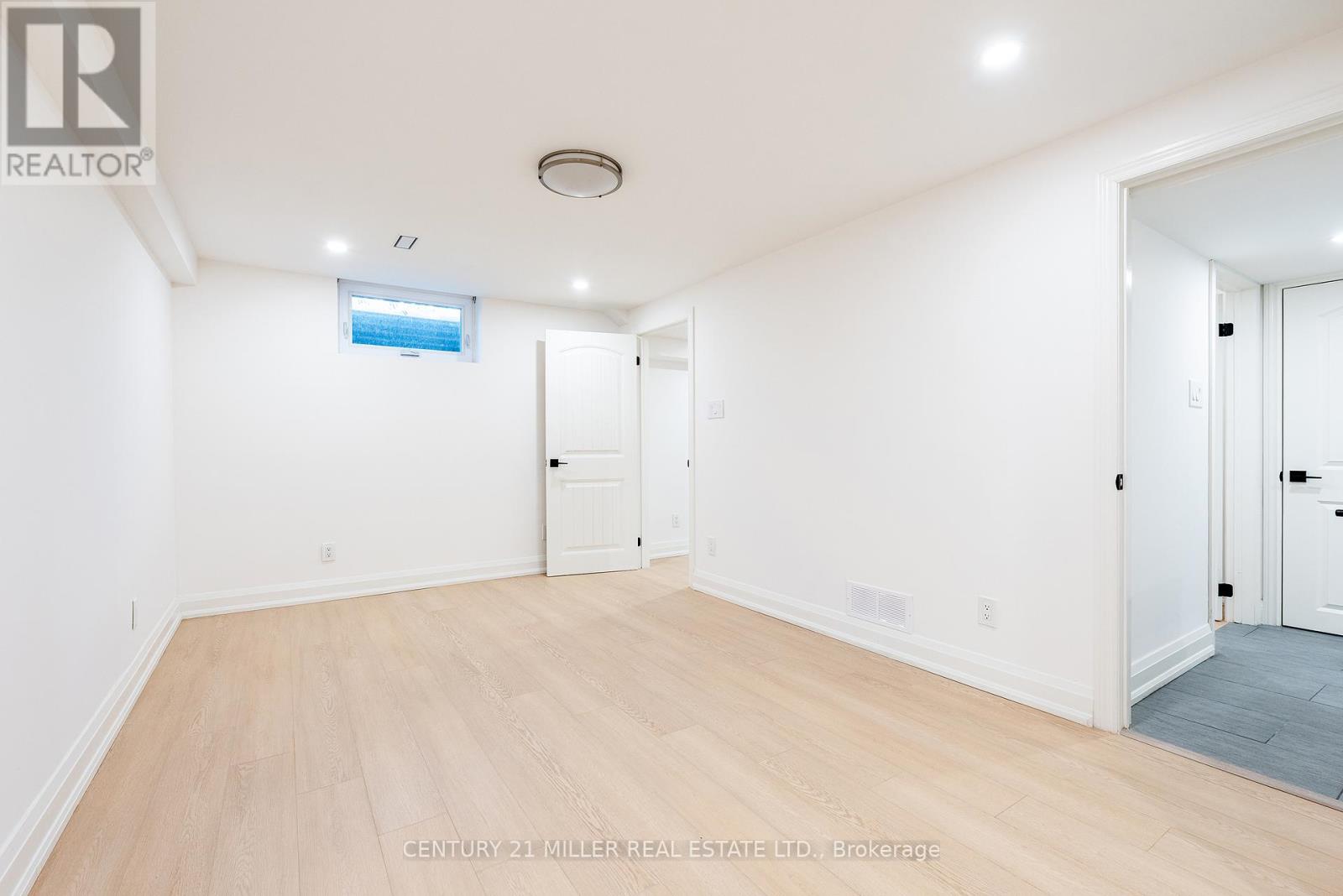 134 Abbey Court, Oakville, Ontario  L6J 4L1 - Photo 32 - W12730744