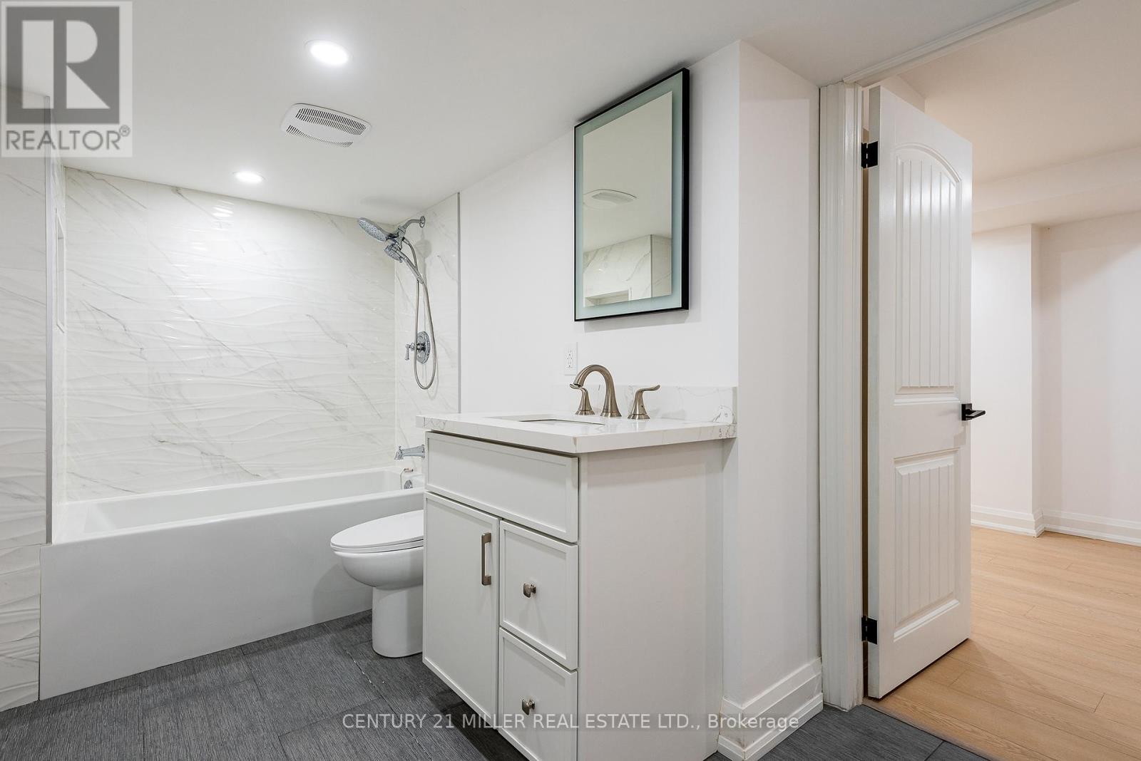 134 Abbey Court, Oakville, Ontario  L6J 4L1 - Photo 33 - W12730744