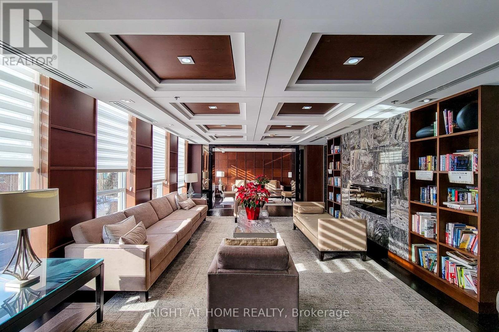 614 - 2480 Prince Michael Drive, Oakville, Ontario  L6H 0H1 - Photo 12 - W12730752