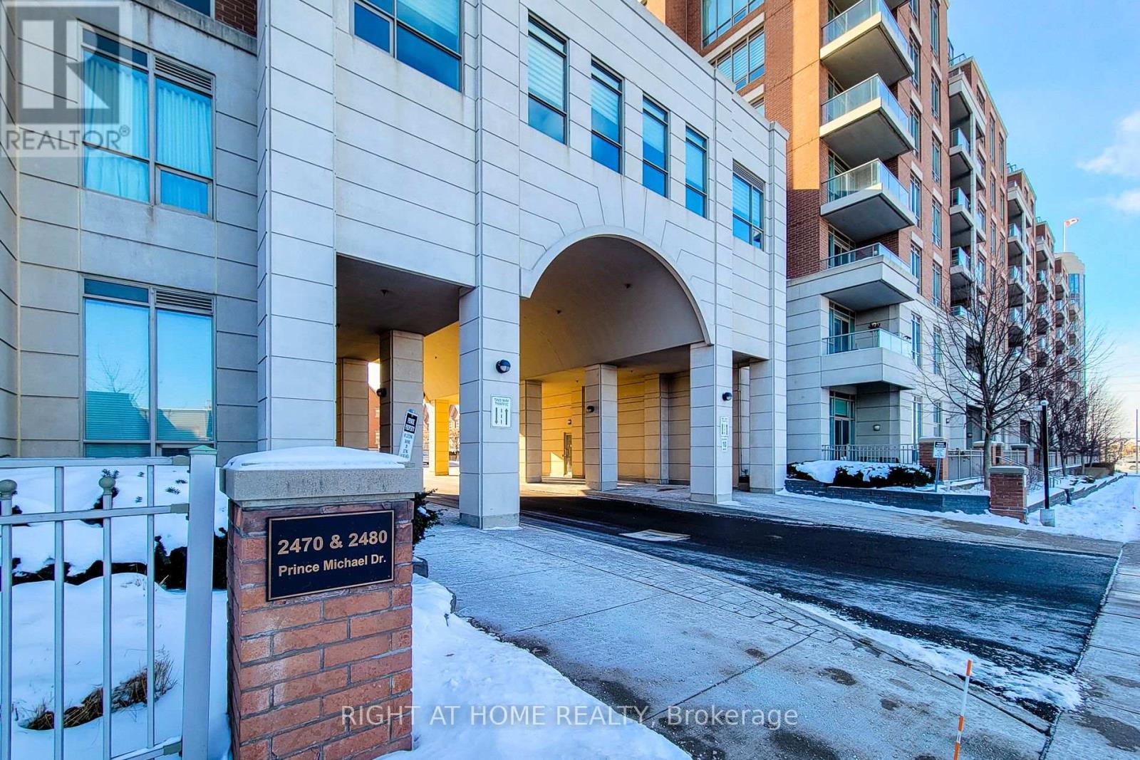 614 - 2480 Prince Michael Drive, Oakville, Ontario  L6H 0H1 - Photo 47 - W12730752