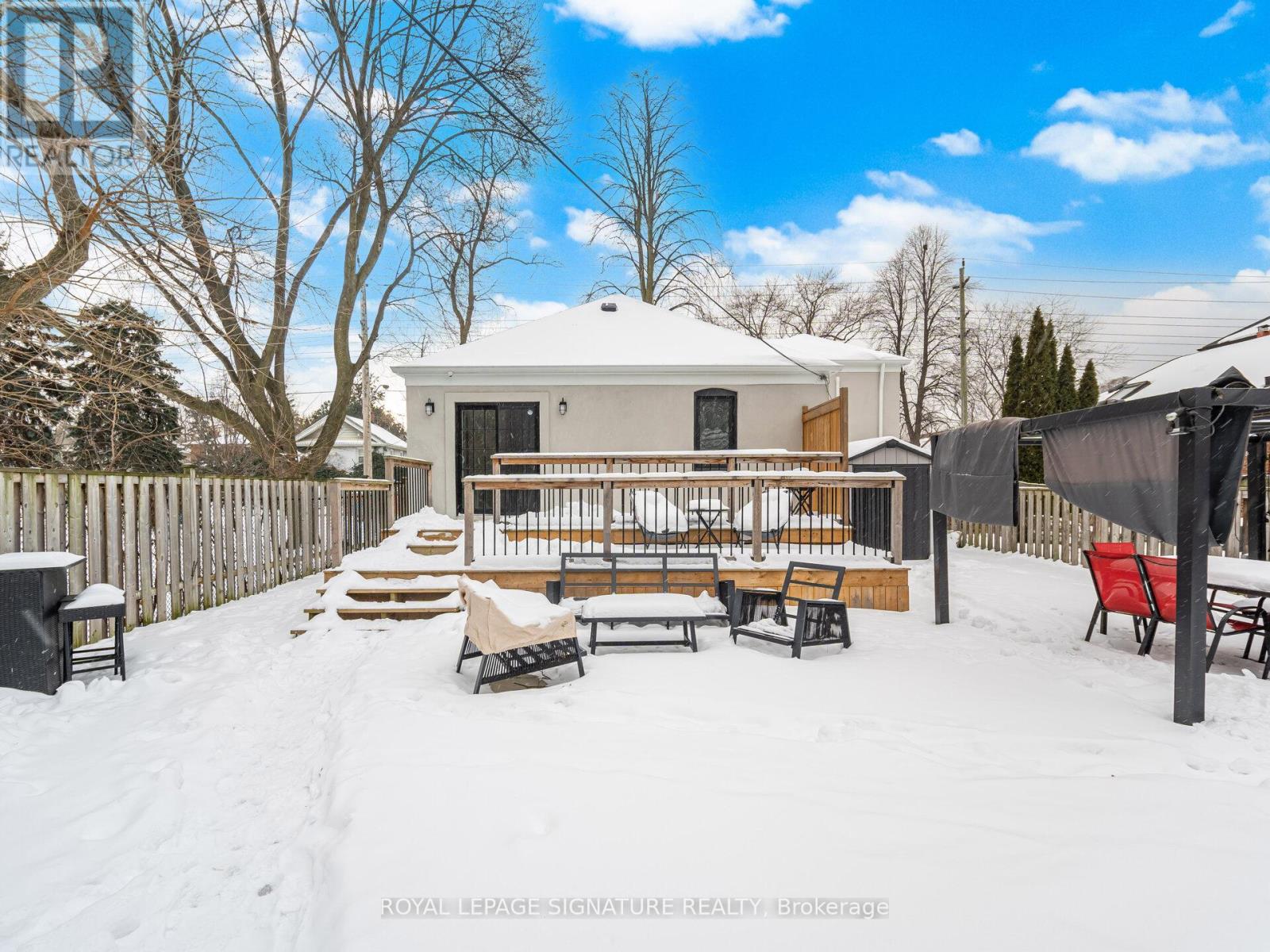 205 Prince Edward Drive S, Toronto, Ontario  M8Y 3X1 - Photo 43 - W12730798