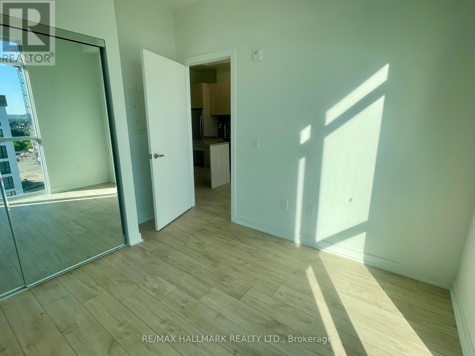 816 - 770 Whitlock Avenue, Milton, Ontario  L9E 1S2 - Photo 11 - W12730800