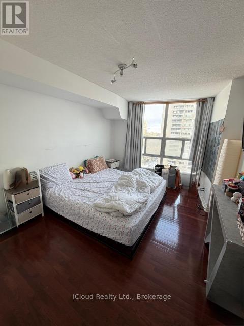 1102 - 1 Elm Drive W, Mississauga, Ontario  L5B 4M1 - Photo 4 - W12730834