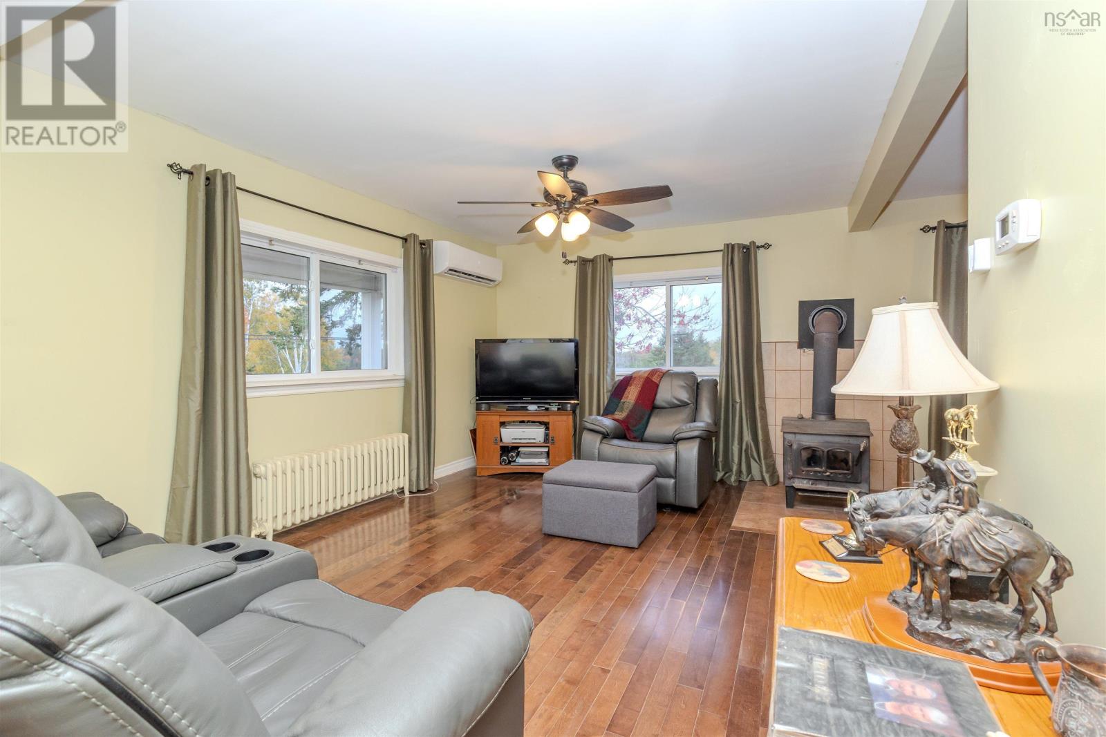 328 Brickyard Road, Cape Breton, Nova Scotia  B1K 2R7 - Photo 23 - 202601516