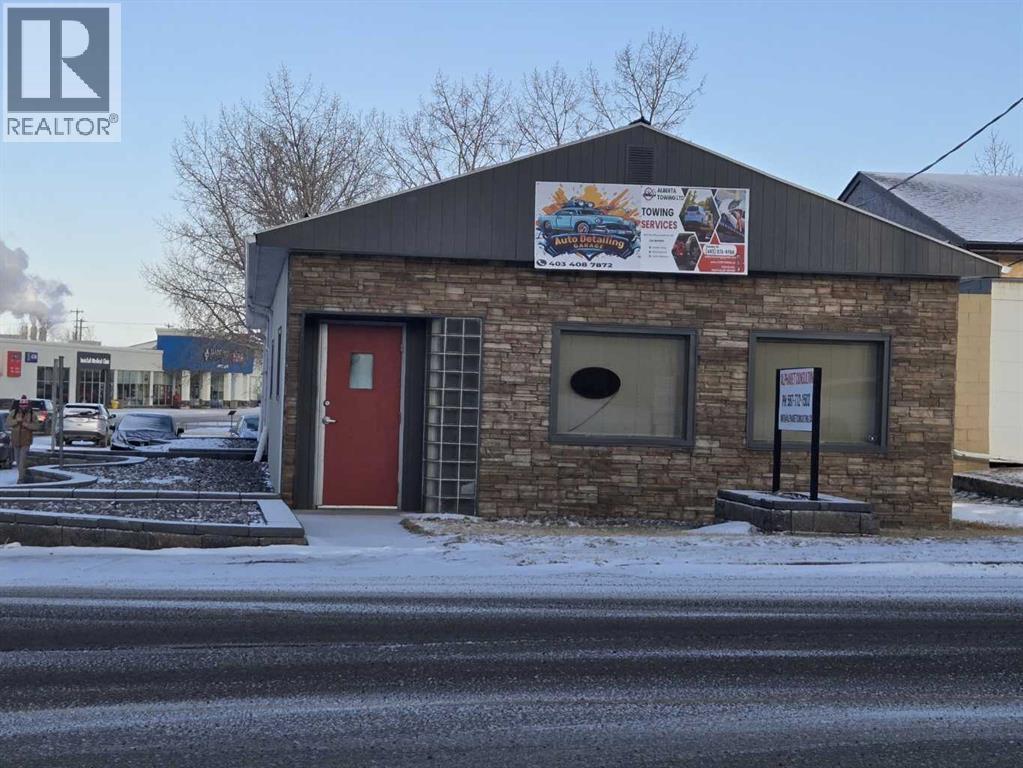 5124 49 Avenue S, Innisfail, Alberta