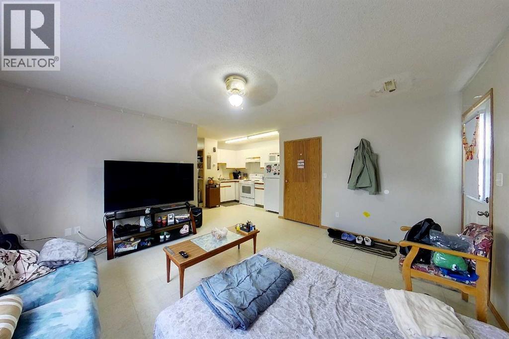 5015 7 Avenue, Edson, Alberta  T7E 1N7 - Photo 8 - A2123708