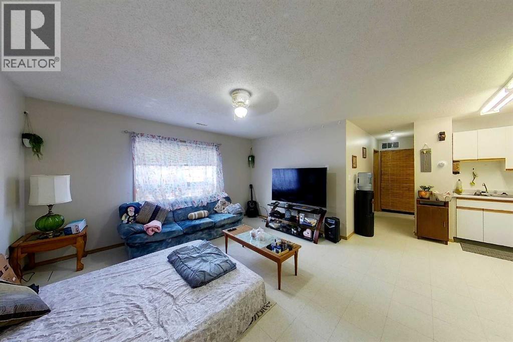 5015 7 Avenue, Edson, Alberta  T7E 1N7 - Photo 7 - A2123708