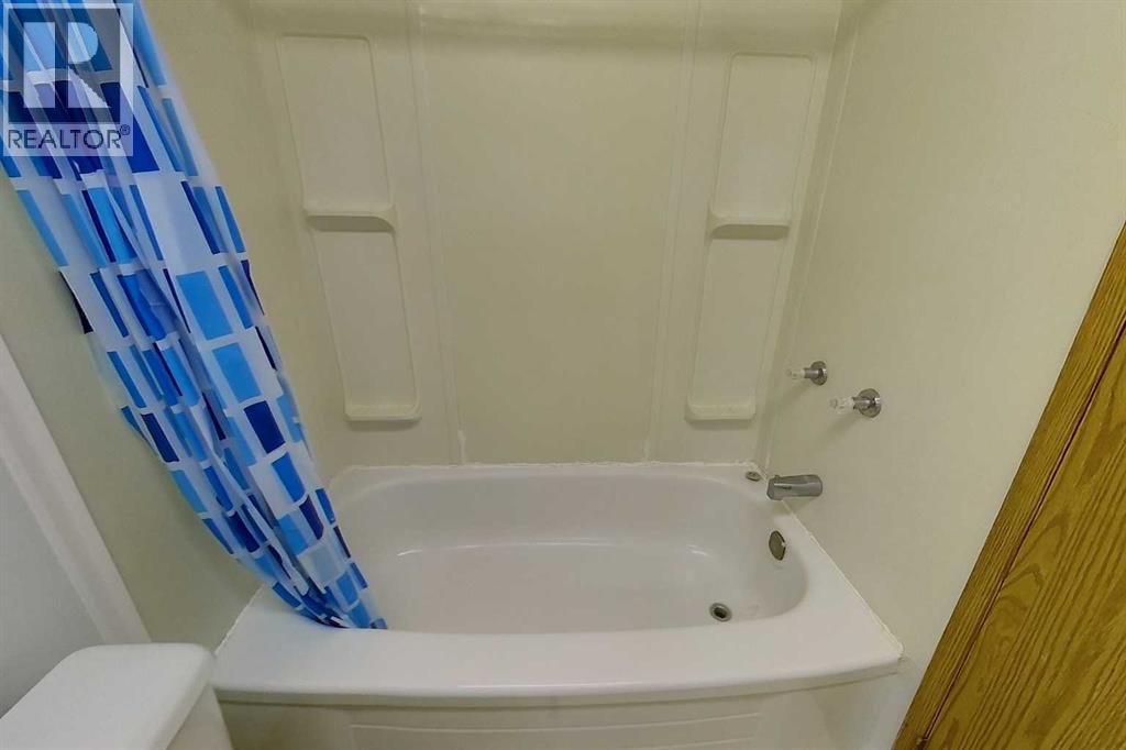 5015 7 Avenue, Edson, Alberta  T7E 1N7 - Photo 18 - A2123708