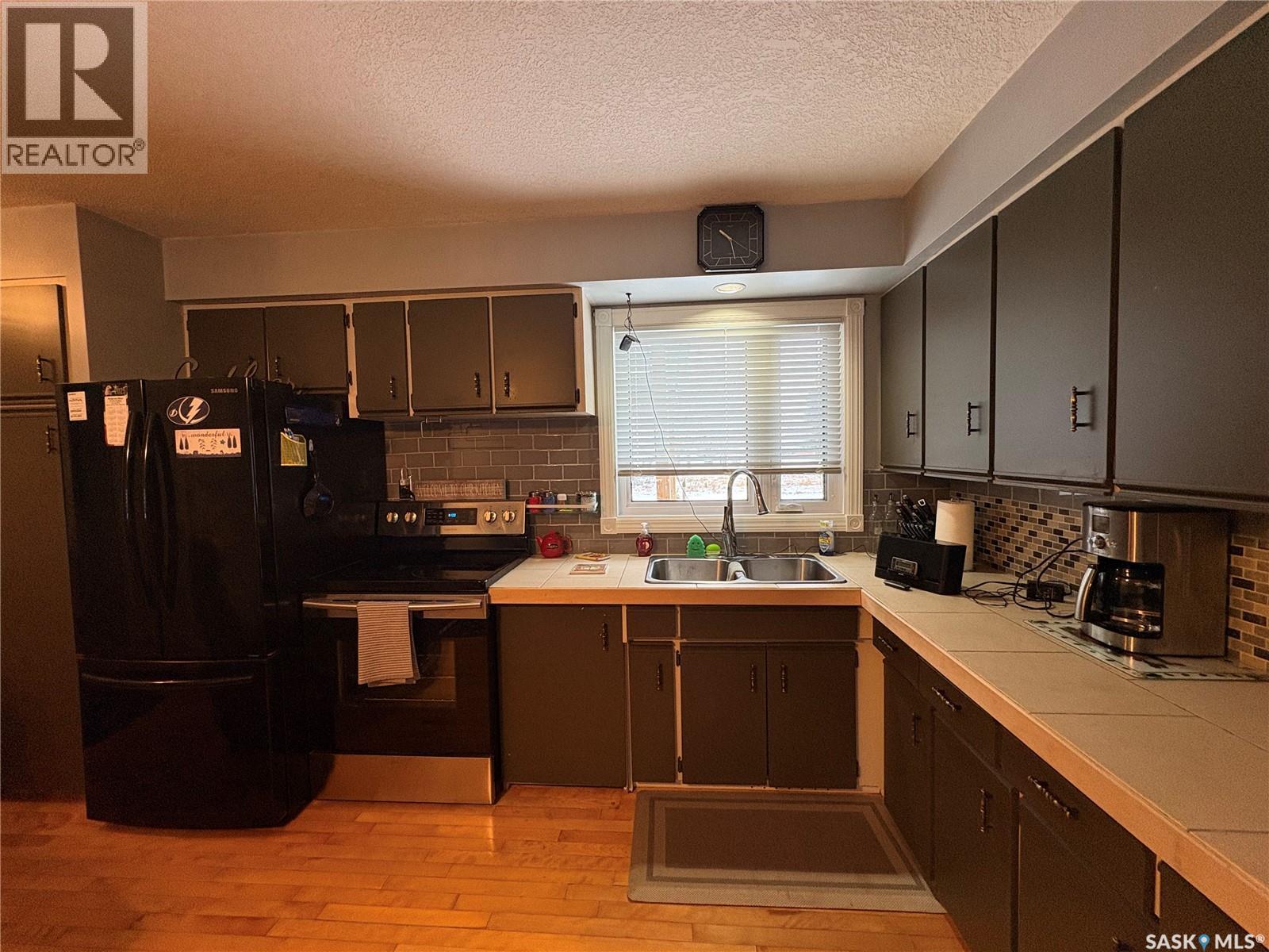 527 2nd Street Ne, Ituna, Saskatchewan  S0A 1N0 - Photo 9 - SK027395