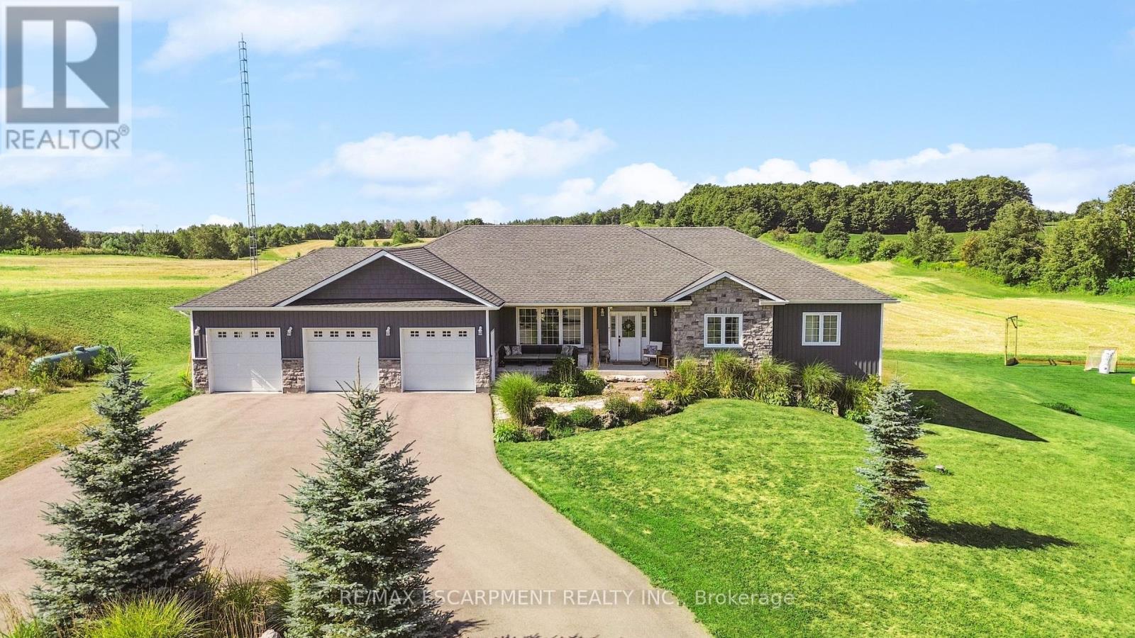 151116 12th Line, East Garafraxa, Ontario  L9W 7A8 - Photo 2 - X12730754